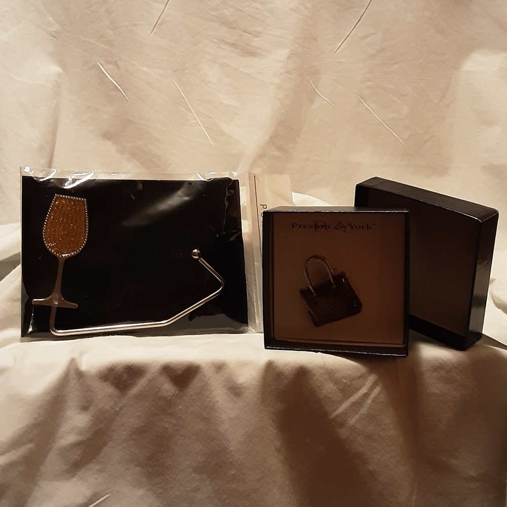 1 pin and 1 purse hanger